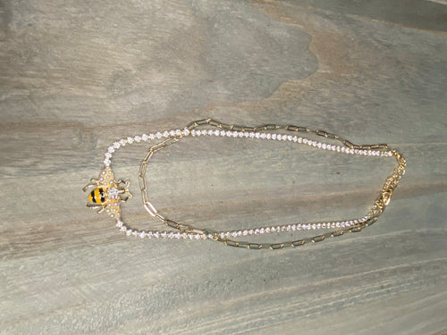 BUMBLEBEE NECKLACE ( YELLOW & BLACK)