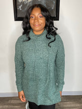 Load image into Gallery viewer, GREEN PULLOVER SWEATER TOP