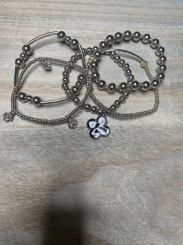NEW ENGLAND BRACLETS